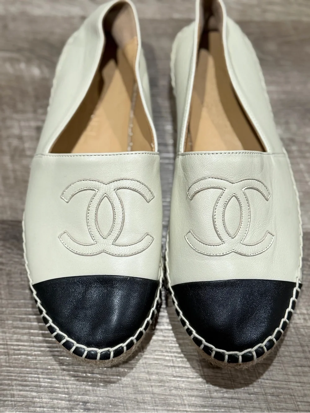 CHANEL Black Beige Leather Lambskin Espadrilles CC Cap Toe Sole Slip On EU Sz 39
